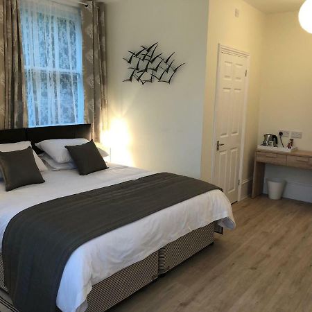 Good Intent Rooms Waltham Abbey Exteriör bild