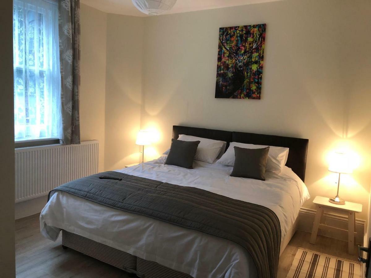 Good Intent Rooms Waltham Abbey Exteriör bild